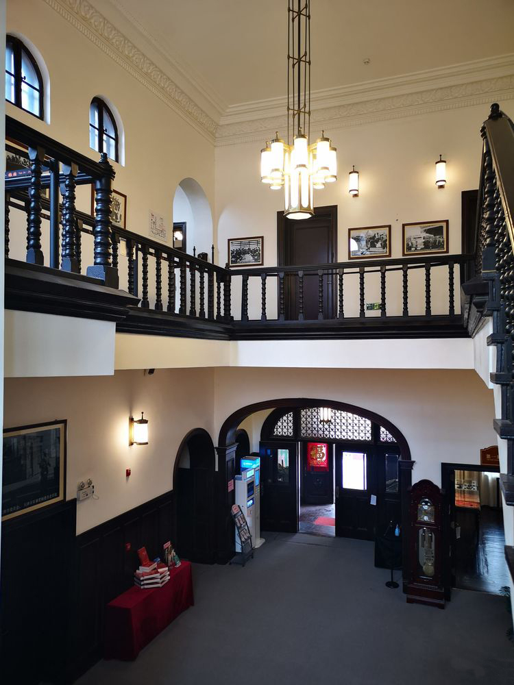 区民政局党总支参观张园 重温入党誓词-天津东丽网站-媒体融合平台