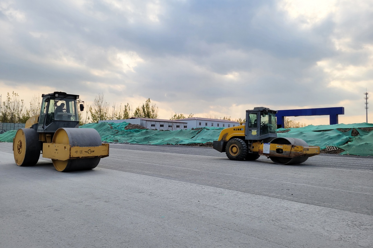 道路工程加紧建设完善区域路网体系