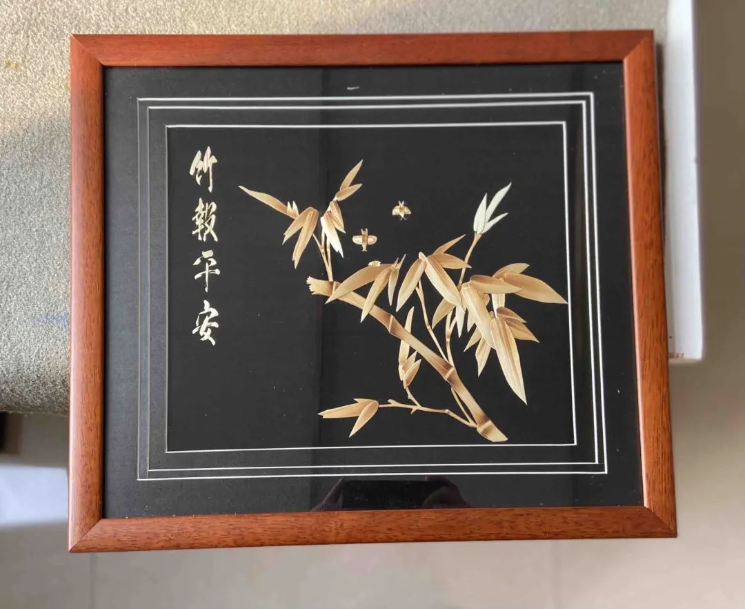 感受浓浓年味儿在传承传统文化里一烫一编在杨成庄乡的芦苇画里最浓的